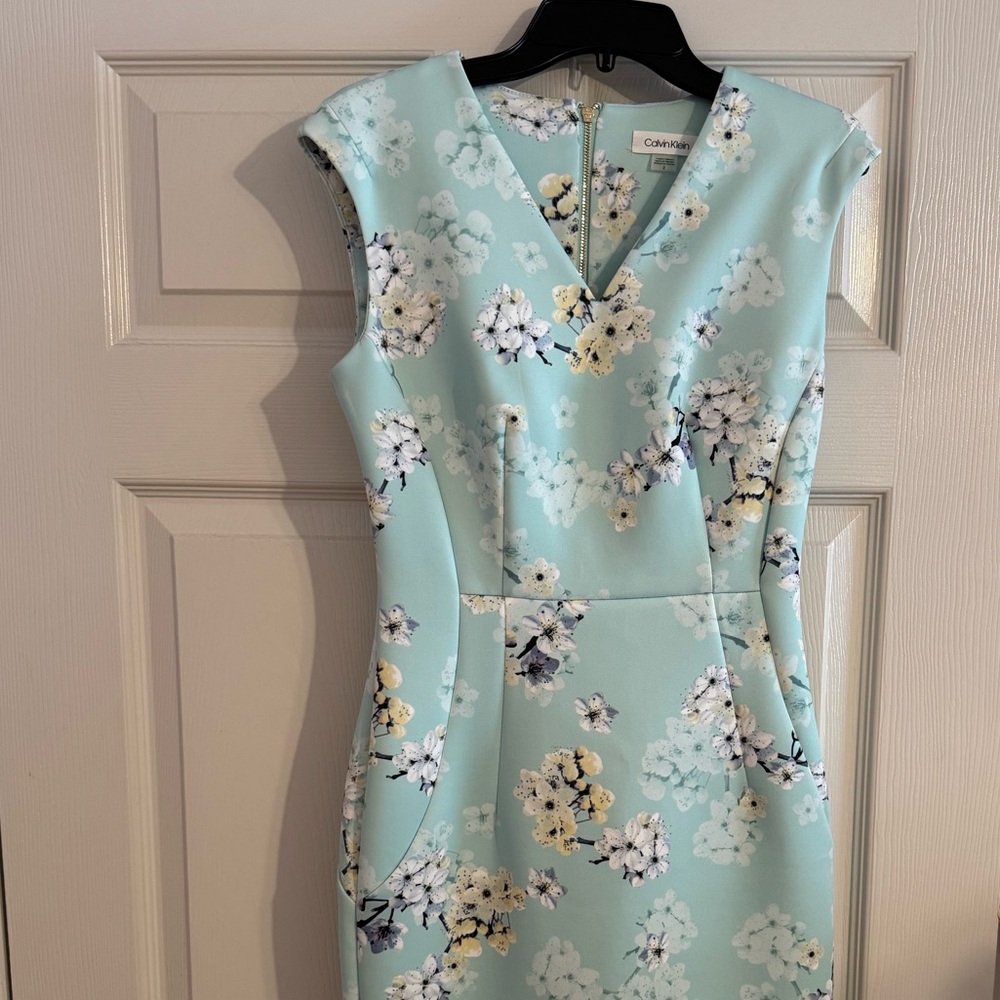 Calvin Klein Midi Dress. Mint Color. Size 2.